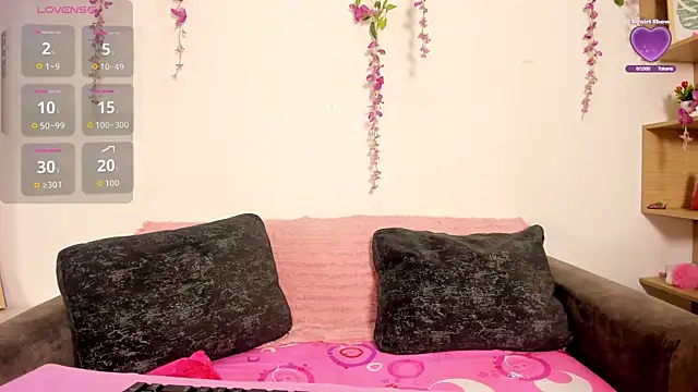 chloe peach  online show from 30, 6, 2026