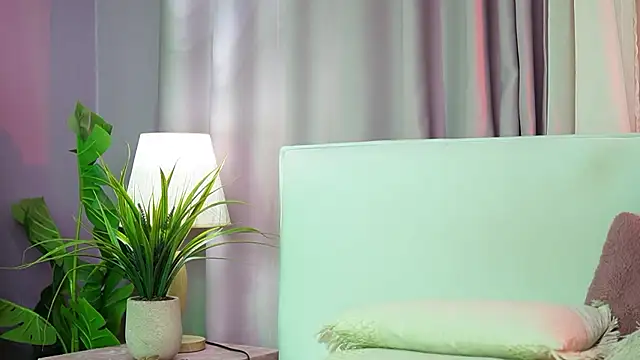 Snapshot of AriellaKitty chatting on 14, 3, 2026 AriellaKitty online show from 14, 3, 2026