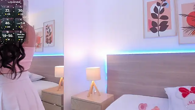  Caamilaa  online show from 18, 3, 2026