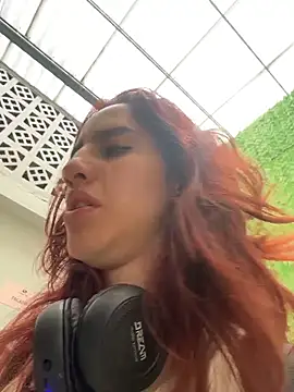 elodie rouge online show from 8, 5, 2026
