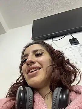 elodie rouge online show from 10, 7, 2026