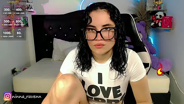 AriaDark online show from 11, 5, 2026