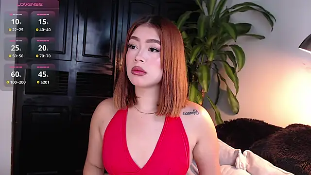 Snapshot of Mia_Volkova_ chatting on 4, 7, 2026 Mia Volkova online show from 4, 7, 2026