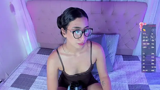 SusannaDoll online show from 6, 5, 2026