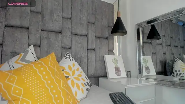 JenniQ69 online show from 1, 7, 2026