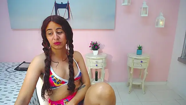 scarlett clyde online show from 1, 3, 2026