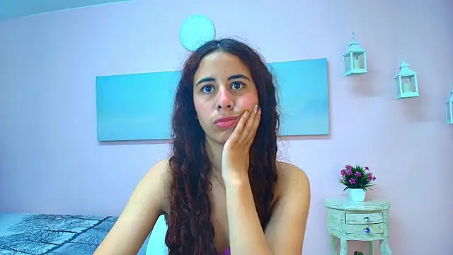 scarlett clyde online show from 15, 7, 2026