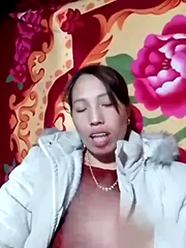 Snapshot of Gummiesu chatting on 2, 2, 2026 Gummiesu online show from 2, 2, 2026