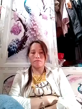 Snapshot of Gummiesu chatting on 7, 2, 2026 Gummiesu online show from 7, 2, 2026