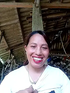 Snapshot of Gummiesu chatting on 2, 3, 2026 Gummiesu online show from 2, 3, 2026