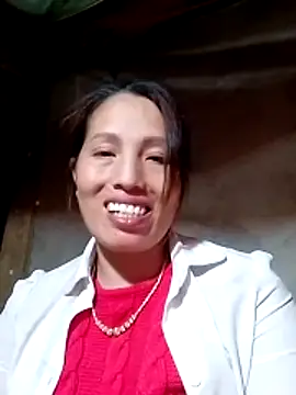 Snapshot of Gummiesu chatting on 7, 3, 2026 Gummiesu online show from 7, 3, 2026