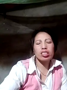 Snapshot of Gummiesu chatting on 16, 3, 2026 Gummiesu online show from 16, 3, 2026