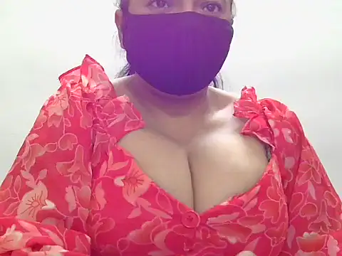 Snapshot of GaggingGirl_ chatting on 3, 2, 2026 GaggingGirl online show from 3, 2, 2026