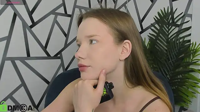 Nicole Vasquez online show from 21, 7, 2026