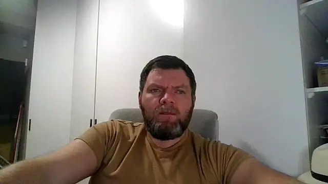 Hot Adonis online show from 16, 3, 2026