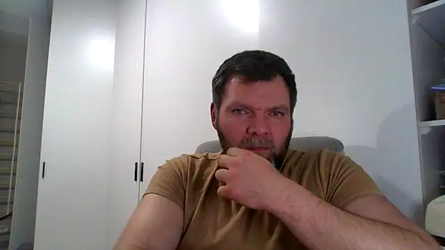 Hot Adonis online show from 19, 3, 2026