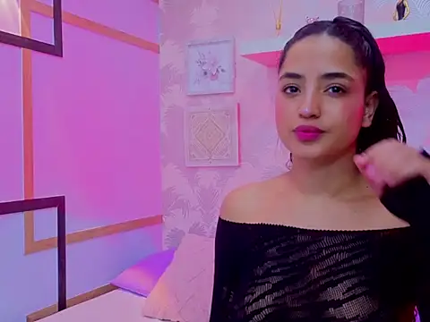 Emma Thompssonn online show from 7, 3, 2026