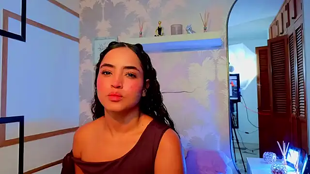 Emma Thompssonn online show from 9, 7, 2026