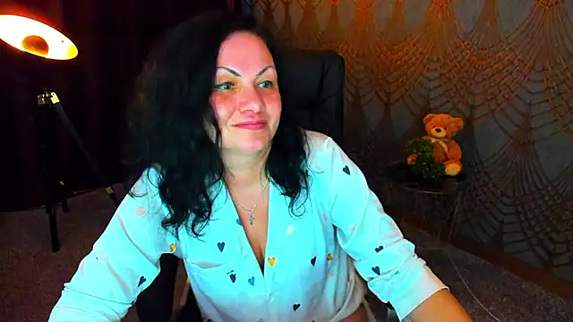 IrissMoon online show from 21, 5, 2026