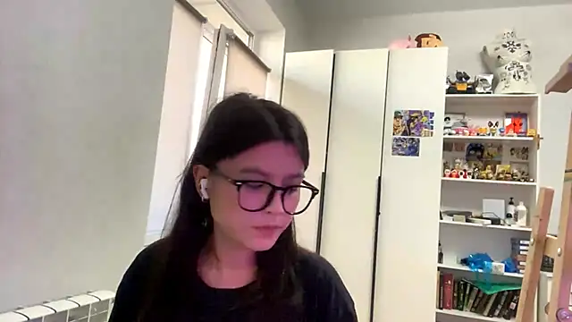 SaintMari online show from 6, 5, 2026
