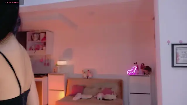 Blush Marie online show from 22, 4, 2026