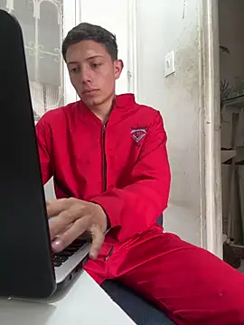 santiObrero online show from 4, 5, 2026