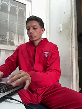 santiObrero online show from 8, 5, 2026