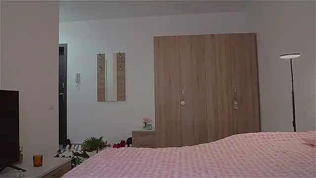 Snapshot of AyanaLys chatting on 1, 2, 2026 AyanaLys online show from 1, 2, 2026