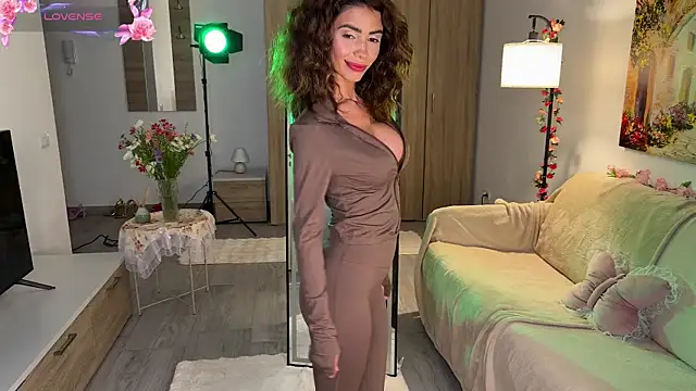 AyanaLys online show from 24, 6, 2026
