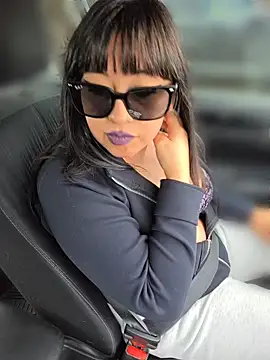 AriannaPenaxo online show from 30, 4, 2026