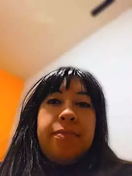AriannaPenaxo online show from 1, 5, 2026
