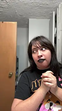 AriannaPenaxo online show from 19, 6, 2026