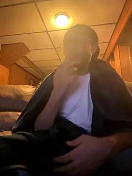 Snapshot of givemeabreak34 chatting on 15, 1, 2026 givemeabreak34 online show from 15, 1, 2026