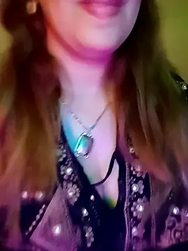 Naughty-Yousra online show from 22, 6, 2026