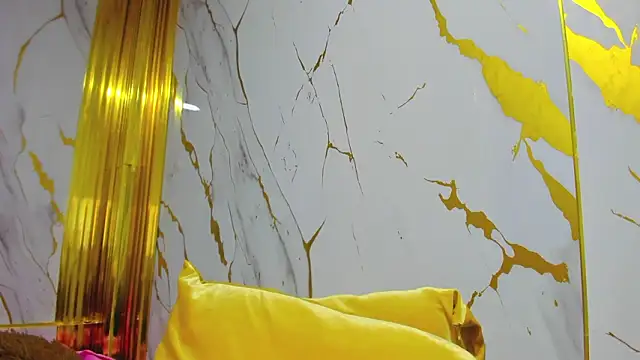 Snapshot of zaira_skinny chatting on 19, 2, 2026 zaira skinny online show from 19, 2, 2026