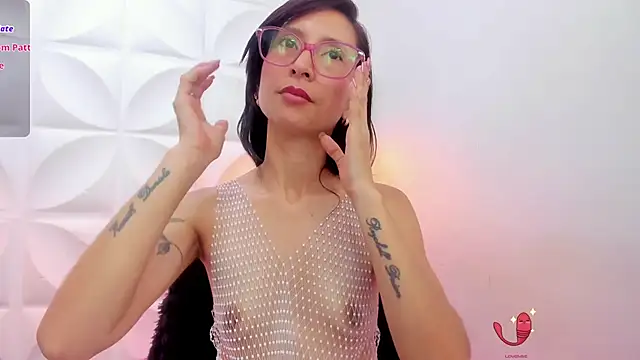 zaira skinny online show from 26, 4, 2026