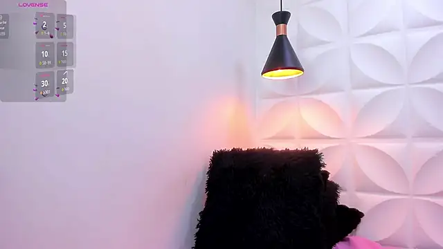 zaira skinny online show from 12, 6, 2026