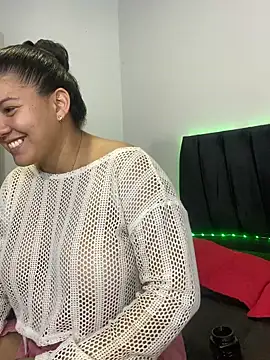 Snapshot of Helena-Paola chatting on 26, 6, 2026 Helena-Paola online show from 26, 6, 2026