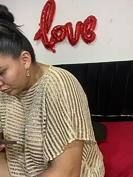 Snapshot of Helena-Paola chatting on 26, 7, 2026 Helena-Paola online show from 26, 7, 2026