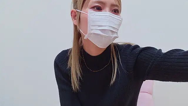 Snapshot of yumi0025 chatting on 27, 3, 2026 yumi0025 online show from 27, 3, 2026