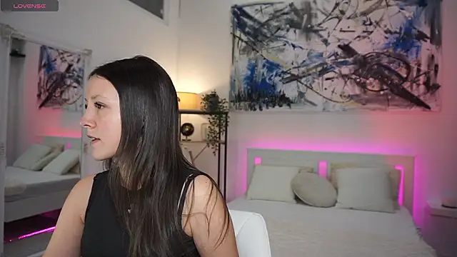 Miss sindy11 online show from 18, 2, 2026