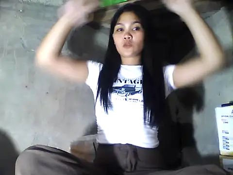 PinaySkinnyJust18 online show from 17, 7, 2026