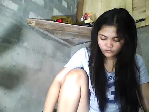 PinaySkinnyJust18 online show from 2, 8, 2026
