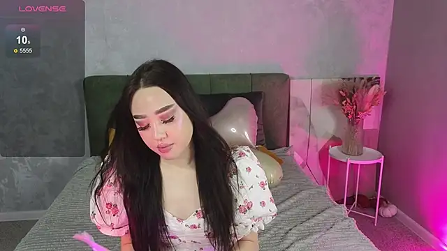 Snapshot of NaomiKim_ chatting on 14, 2, 2026 NaomiKim online show from 14, 2, 2026