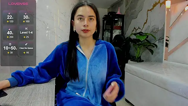 Qetsyah tf online show from 25, 4, 2026
