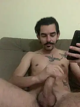 Snapshot of vilton75 chatting on 2, 8, 2026 vilton75 online show from 2, 8, 2026