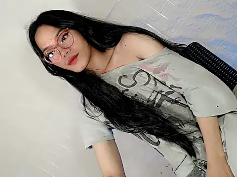 Urhotfucking veronica1 online show from 18, 4, 2026