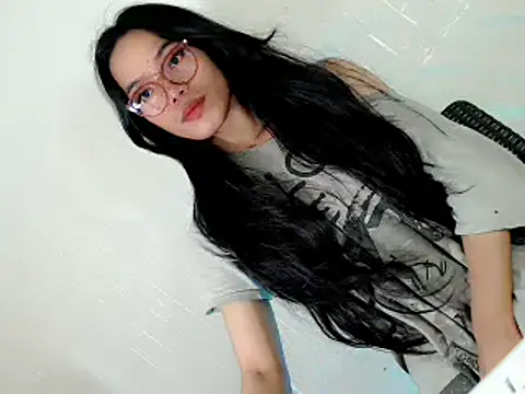 Urhotfucking veronica1 online show from 29, 4, 2026