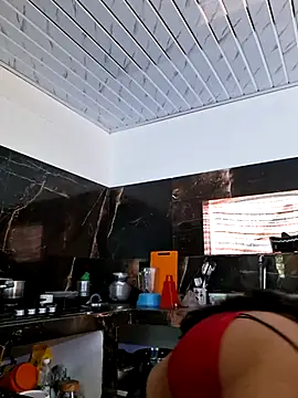 Sweet-Dirty-Storm online show from 28, 7, 2026