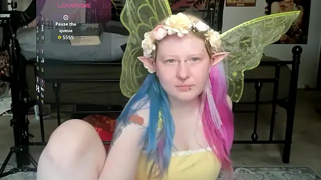 LoriCritter online show from 26, 3, 2026